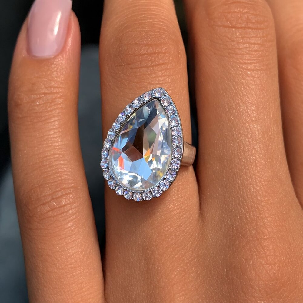 Rhinestone Oval Stretch Jewelry Ring